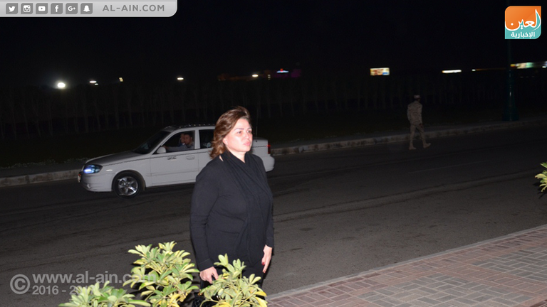 إلهام شاهين في عزاء الفنانة شادية عزاء الفنانة المصرية شادية