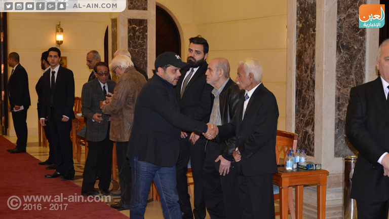 محمد هنيدي في عزاء الفنانة شادية عزاء الفنانة المصرية شادية