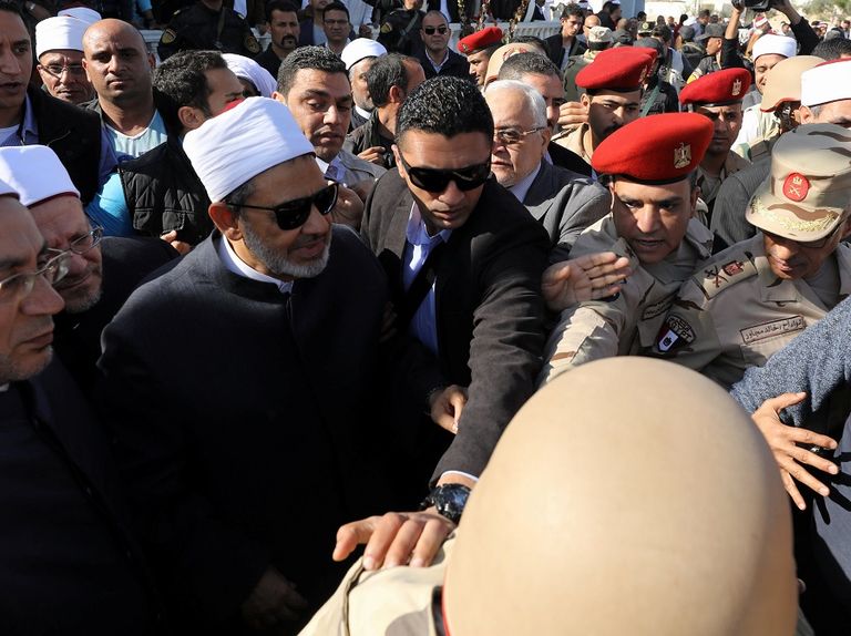 إجراءات أمنية مشددة بأول جمعة عقب هجوم الروضة