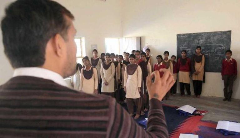 طلاب المدرسة الهندية