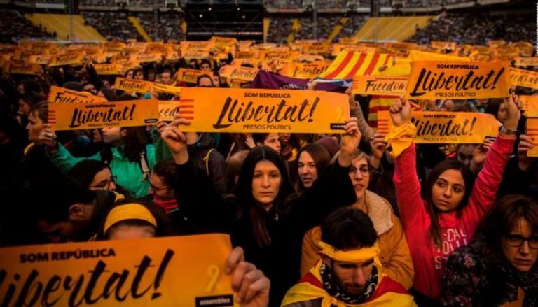 كتالونيا تستعد لانتخابات جديدة بأوامر إسبانيا