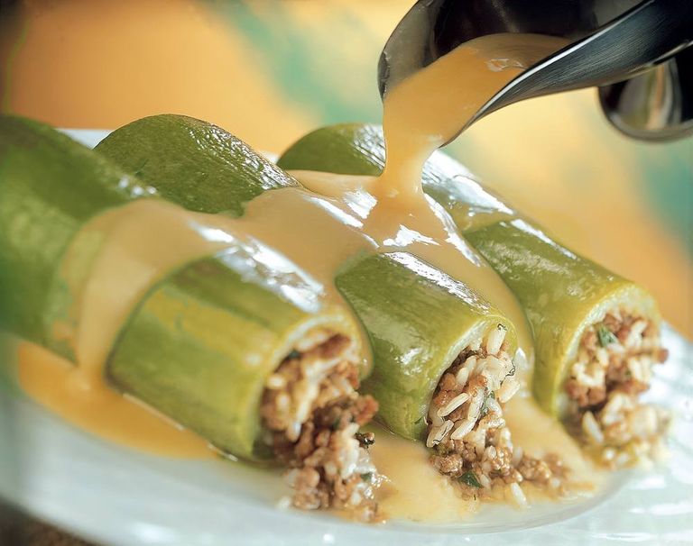 محشي البطاطس والكوسة باللحم المفروم