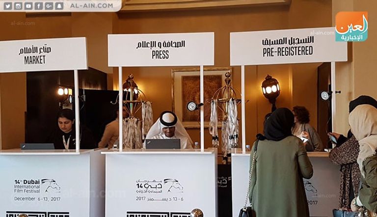 استعدادات افتتاح الدورة 14 من مهرجان دبي السينمائي