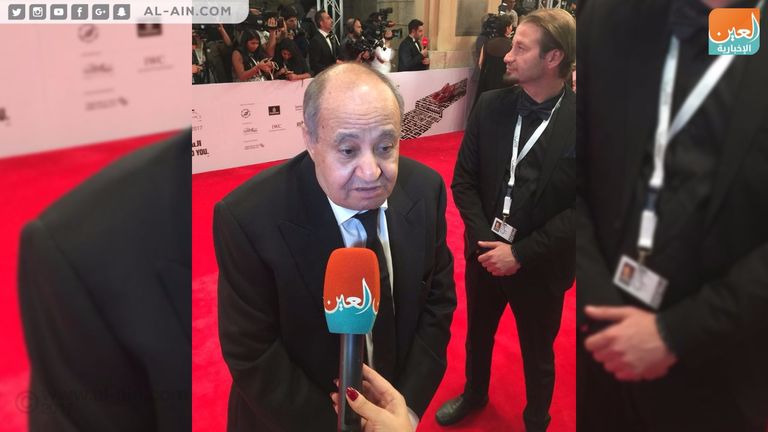 الكاتب المصري وحيد حامد لدى حضوره حفل الافتتاح السجادة الحمراء في مدينة جميرا