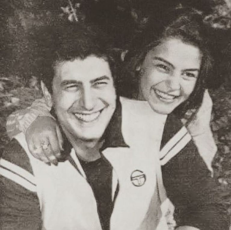 شريهان مع أخيها عمر خورشيد شريهان.. شهرزاد الدراما المصرية