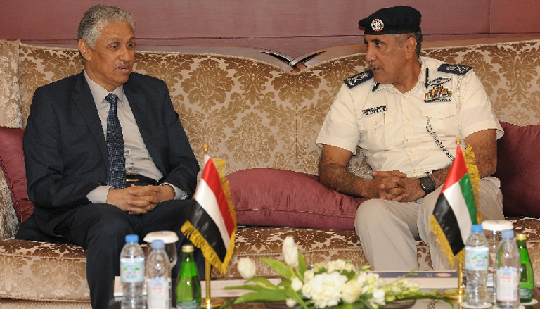 قائد عام شرطة أبوظبي والسفير اليمني لدى الإمارات