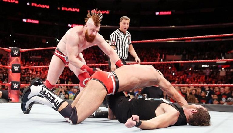 سيزارو وشيموس بعد الفوز