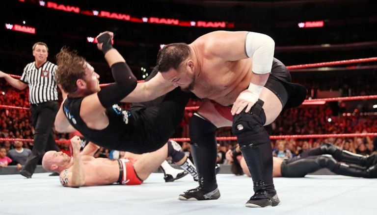 سيزارو وشيموس بعد الفوز