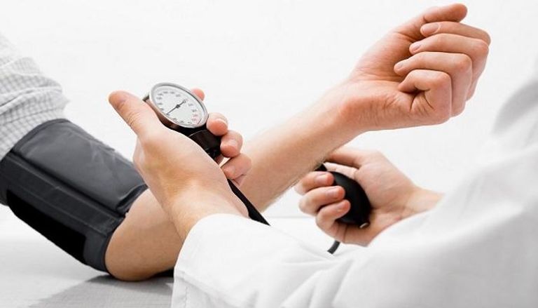 قياس ضغط الدم-أرشيفية