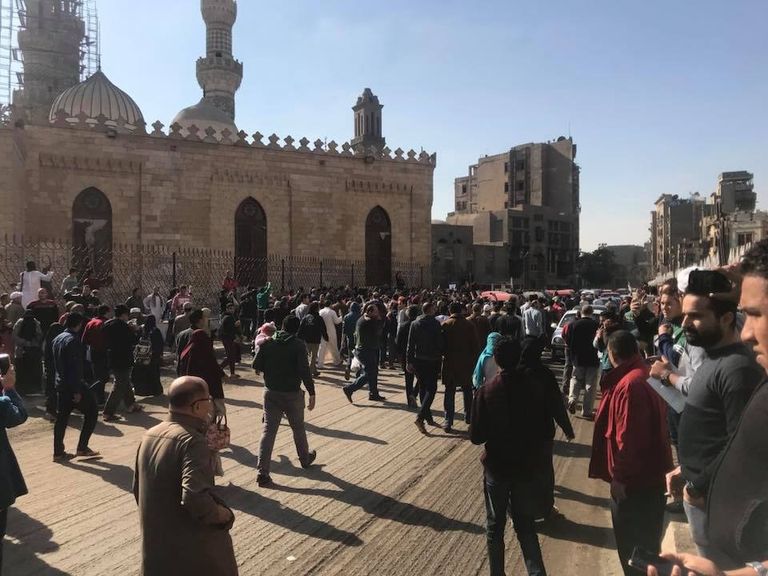 مظاهرات غضب بمحيط الجامع الأزهر شيخ الأزهر الدكتور أحمد الطيب