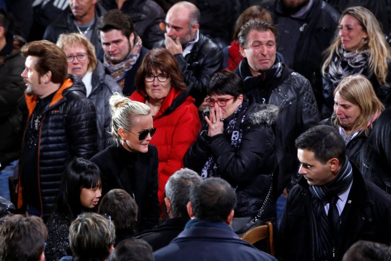 ماكرون شارك في وداع نجم موسيقى الروك جوني هاليداي