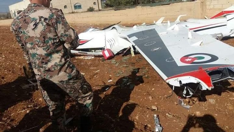 سقوط طائرة تدريب أردنية ونجاة طاقمها‎