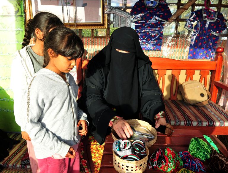 جناح نادي تراث الإمارات جناح كبير مع نادي تراث الإمارات