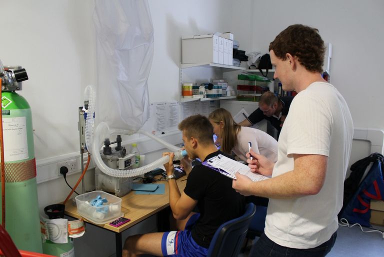 لاعبو الكرة مهددون بالربو