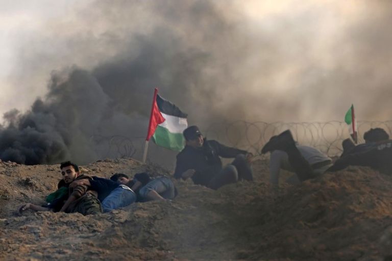 المواجهات فى الأراضي الفلسطينية مستمرة احتجاجا على قرار ترامب 