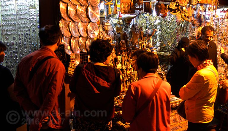 شارع المعز "بين القصرين" سابقا أحد أضلاع ثلاثية نجيب محفوظ