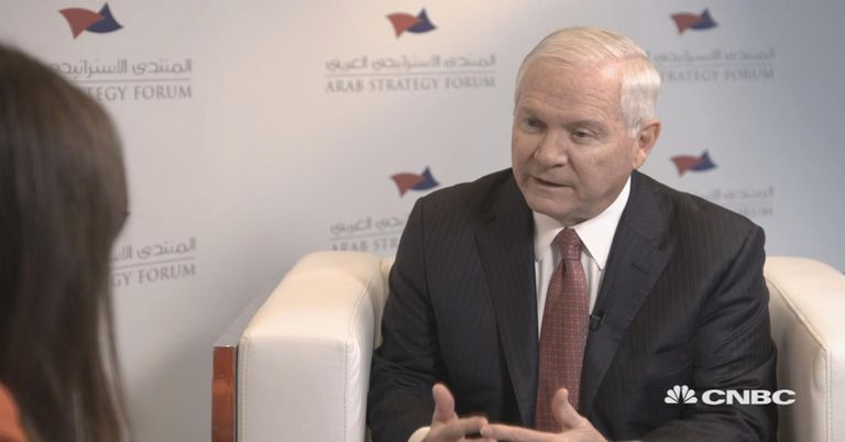 وزير الدفاع الأمريكي السابق روبرت جيتس