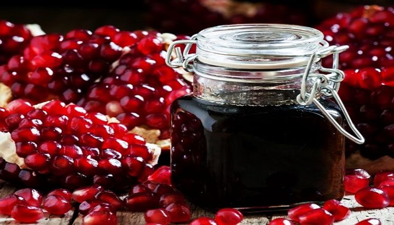 كيف أستخدم دبس الرمان؟
