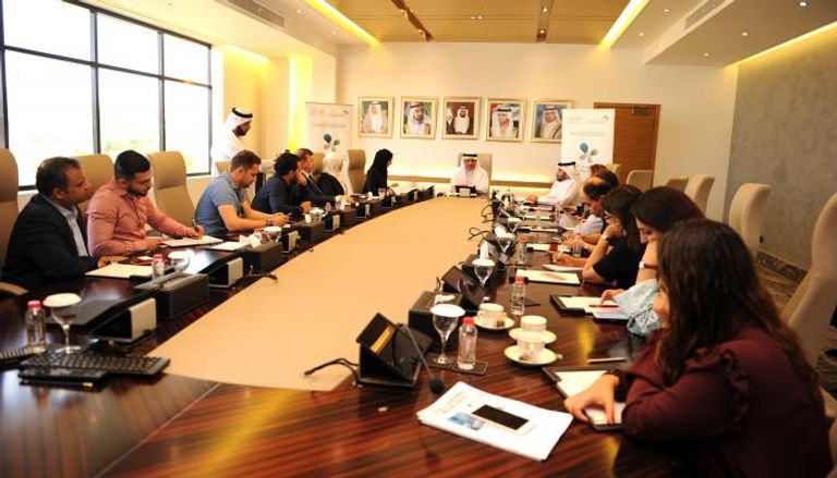 جانب من اجتماع هيئة الصحة بدبي للتحضير لمنتدى دبي الصحي 