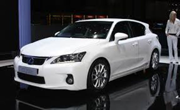 اختفاء 15 سيارة في العام الجديد