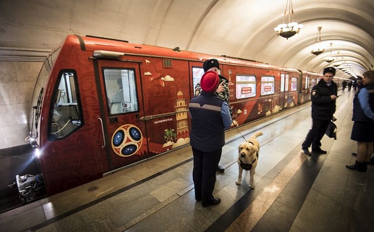 انتشار أمني مكثف للشرطة الروسية قبل كأس العالم وانتخابات الرئاسة انتشار أمني مكثف للشرطة الروسية قبل كأس العالم وانتخابات الرئاسة