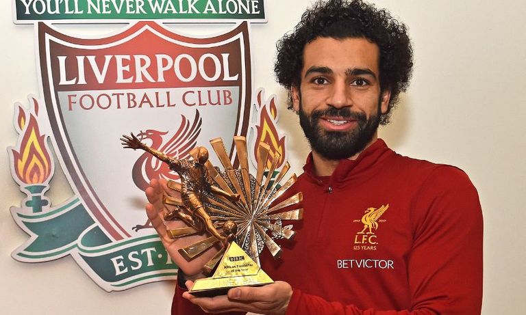 محمد صلاح يتوج بجائزة بي بي سي كأفضل لاعب إفريقي في 2017