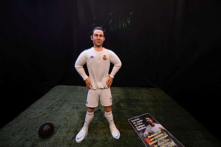 تمثال كريستيانو رونالدو كريستيانو رونالدو