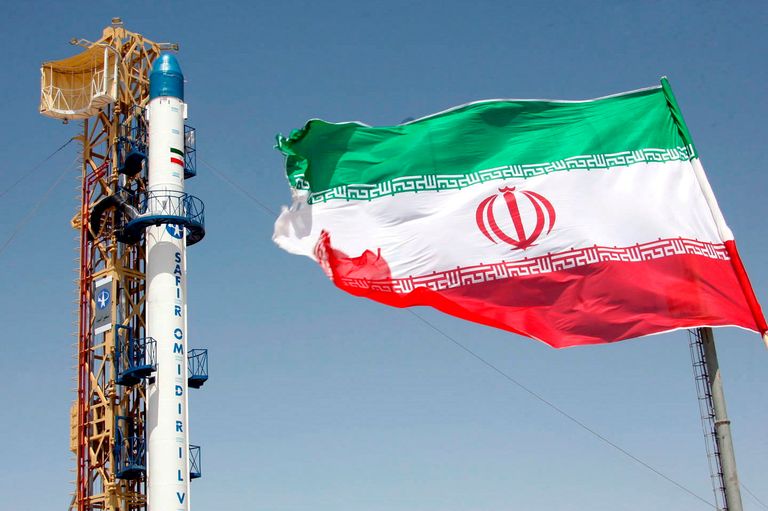 أحد منصات إطلاق الصواريخ البالستية الإيرانية صواريخ الباليستي الإيرانية باتت خطرا دوليا (رويترز)