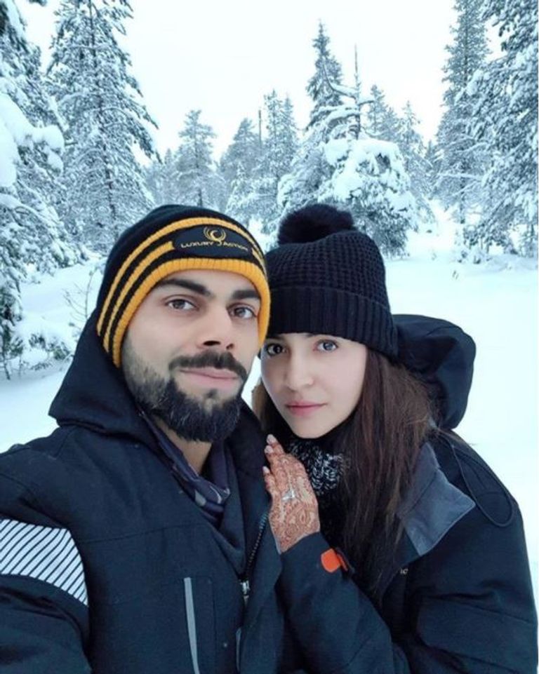 أنوشكا شارما وفيرات كولي 