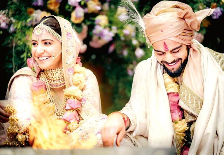 أنوشكا شارما وفيرات كولي 