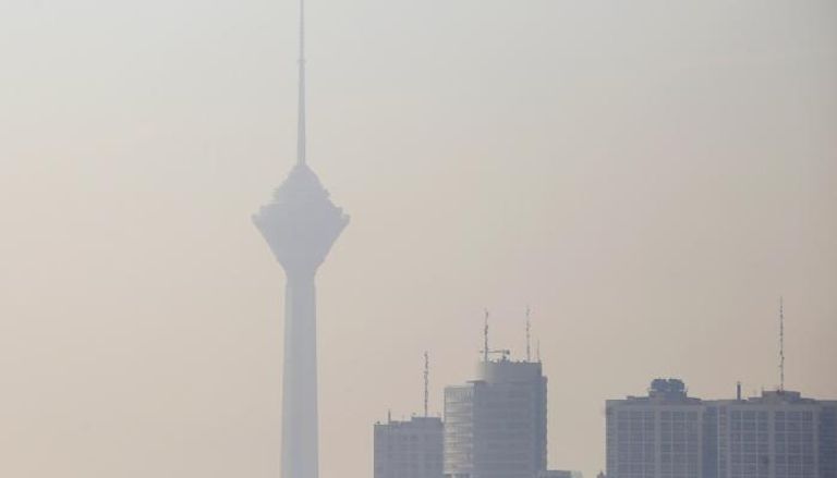 طهران تختفي تحت التلوث (الفرنسية)