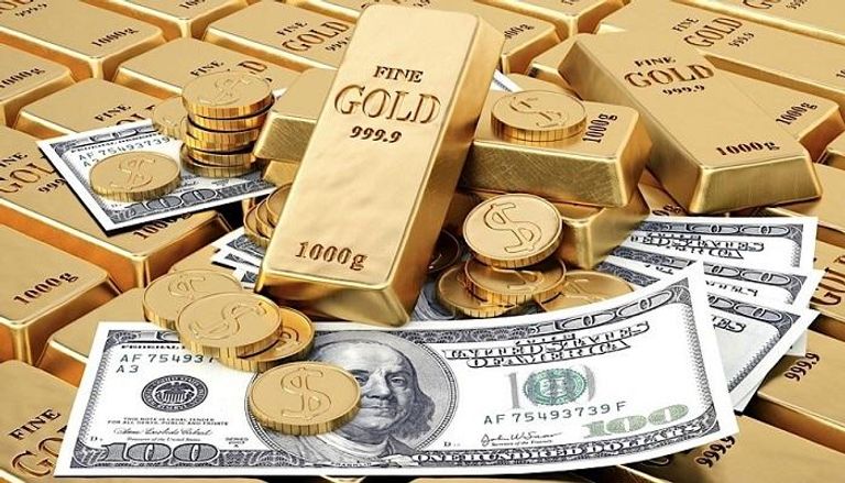 سجلت أسعار الذهب الأحد انخفاضا طفيفا بقيمة جنيه