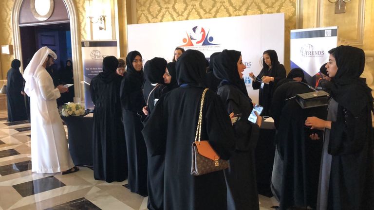 المؤتمر يركز على دور المرأة في جميع المجالات الشيخ نهيان بن مبارك آل نهيان خلال افتتاح القمة