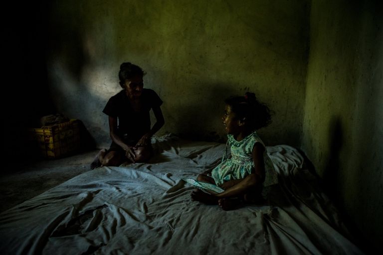 جثمان أحد أطفال فنزويلا قتله الجوع