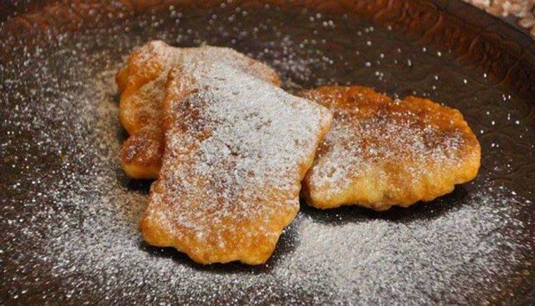 التمرية النابلسية من أجمل الحلويات التي تشتهر بها الدول العربية طريقة عمل التمرية النابلسية