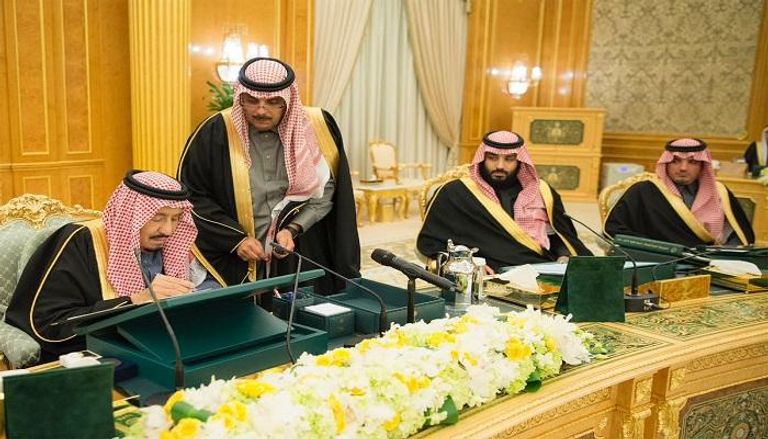 خادم الحرمين الشريفين الملك سلمان بن عبدالعزيز آل سعود خلال إقرار الميزانية