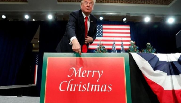 ترامب يعتبر قانون الضرائب الأمريكي هدية عيد الميلاد – رويترز