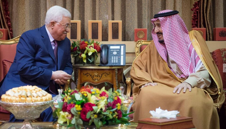 الملك سلمان والرئيس محمود عباس