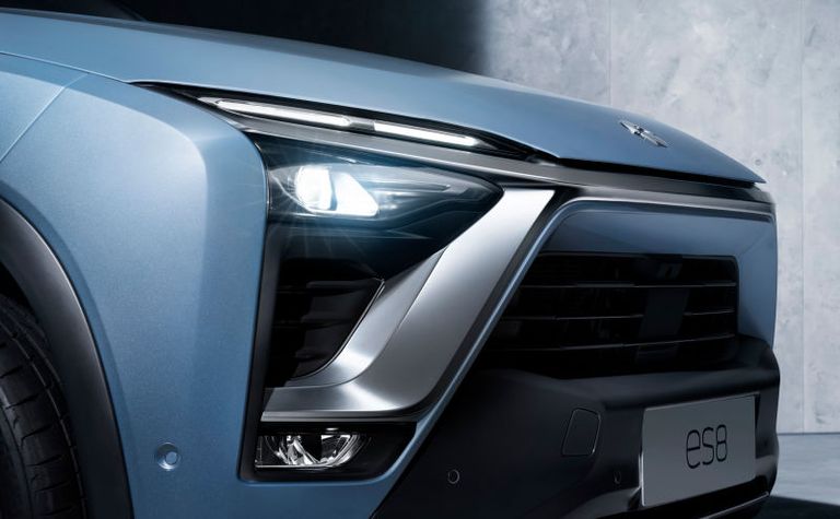 ES8 الكهربائية تتحدى تسيلا بسعرها 