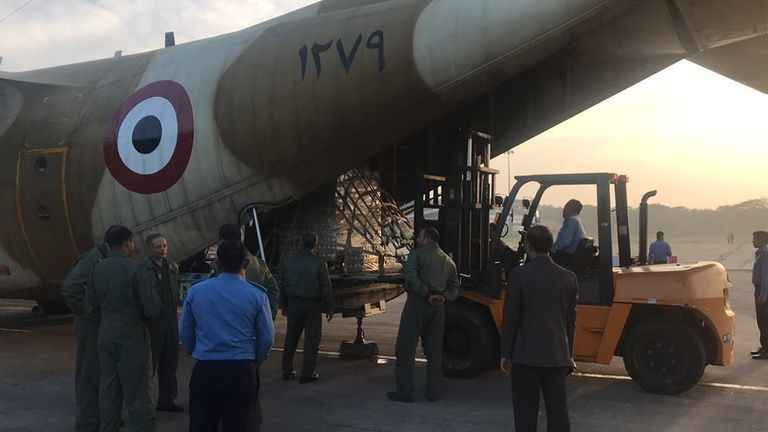 مساعدات مصرية لمسلمي الروهينجا مساعدات مصرية لمسلمي الروهينجا