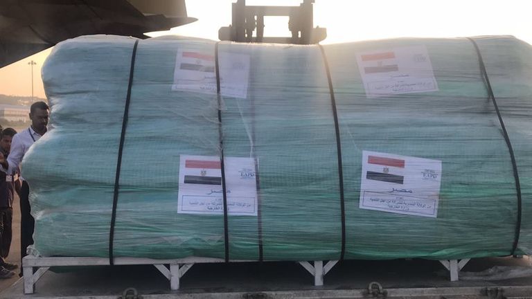 مساعدات مصرية لمسلمي الروهينجا مساعدات مصرية لمسلمي الروهينجا