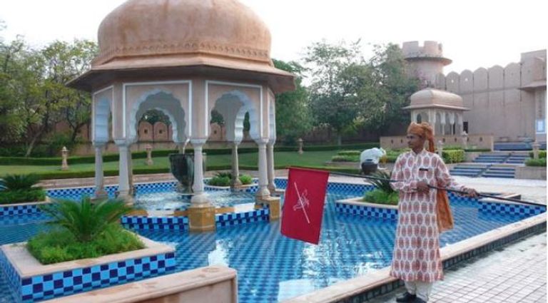 فزاعة أو "خيال مآتة "هندي 