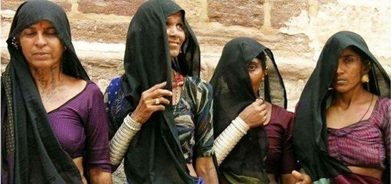 الندابة مهنة تنتشر بين نساء الهند