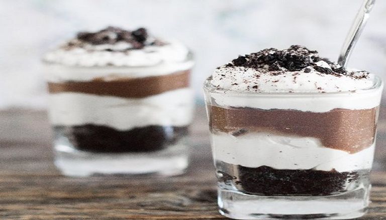  كاسات الأوريو‎‏ إحدى ألذ الحلويات سريعة التحضير 