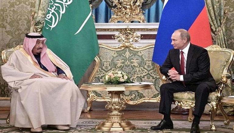 لقاء سابق بين خادم الحرمين الشريفين والرئيس الروسي