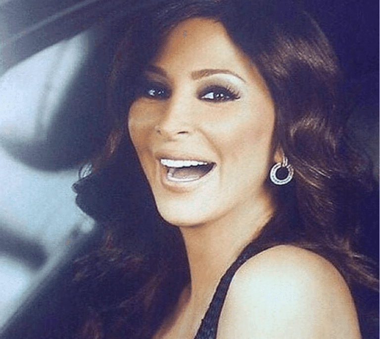 النجمة اللبنانية إليسا