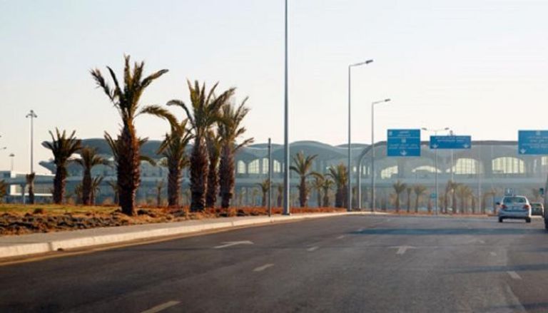طريق يؤدي للمطار الأردني - الصورة من الموقع الرسمي للمطار