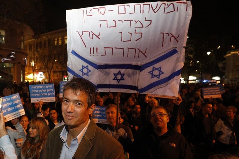 مظاهرات للمطالبة بإقالة نتنياهو مظاهرات للمطالبة بإقالة نتنياهو - أ. ف. ب