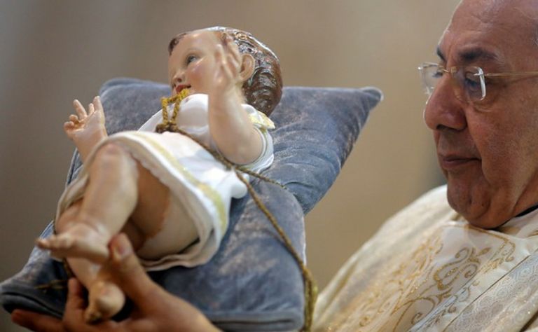 كاثوليك مصريون يصلون "من أجل السلام" في عيد الميلاد كاثوليك مصريون يصلّون "من أجل السلام" في عيد الميلاد