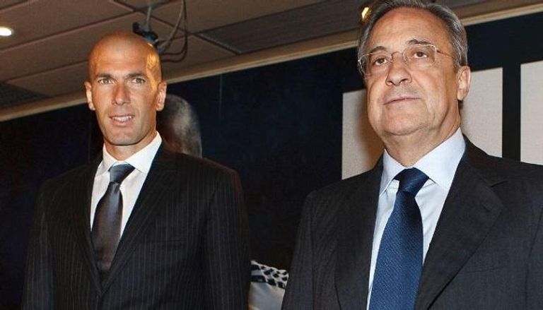 فلورنتينو بيريز رئيس ريال مدريد ومدربه زين الدين زيدان